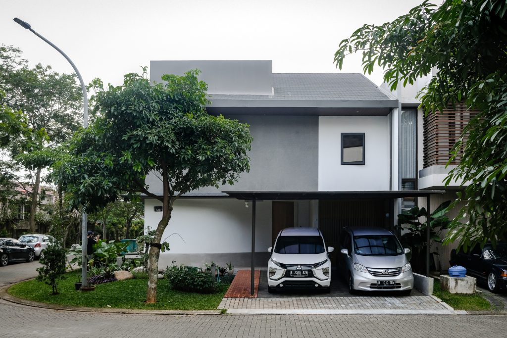 Corner House