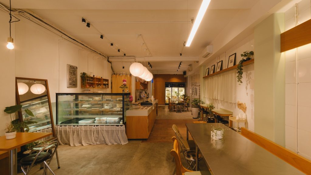 Warm Hour Cafe